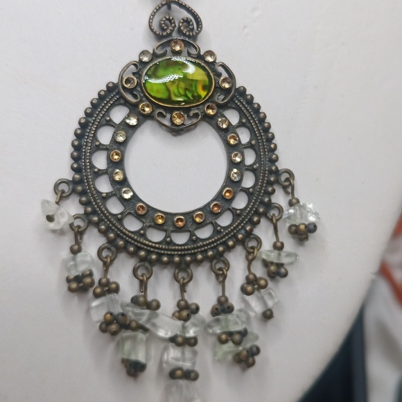 Crystal and abalone resin necklace pendant - Picture 4 of 5